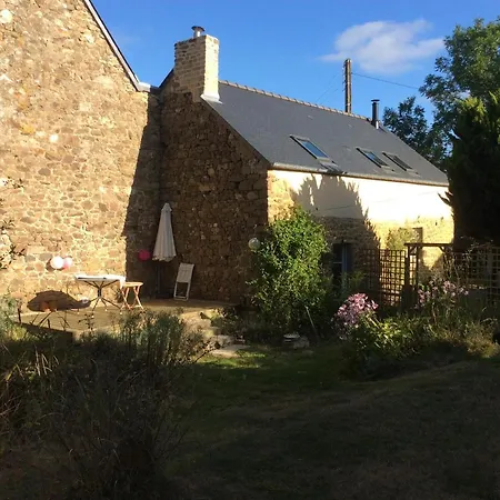 Gite Baumelin Near Dinan Guenroc Exterior foto